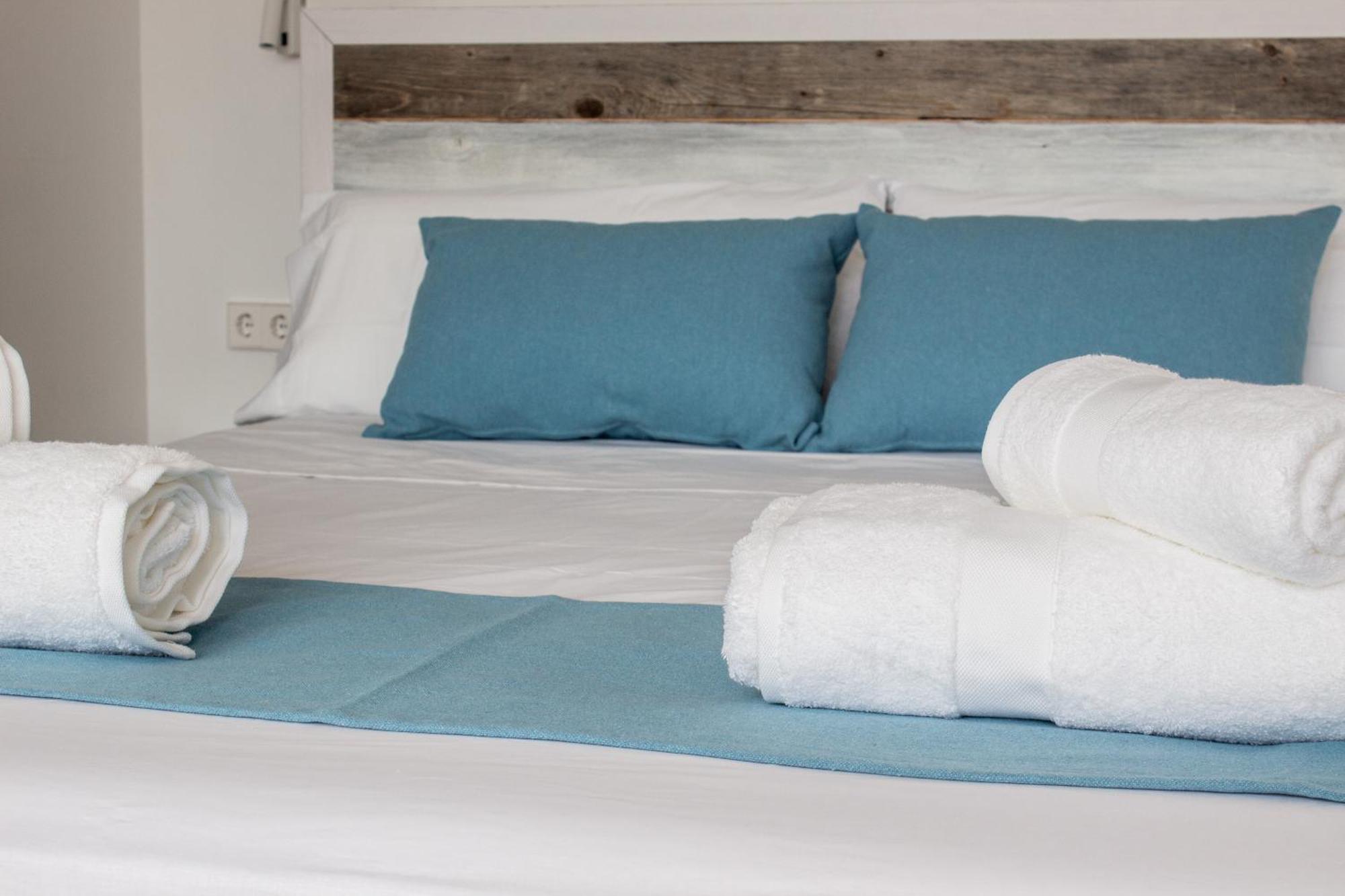 Hotel Boutique Es Blau كاذاكيس المظهر الخارجي الصورة