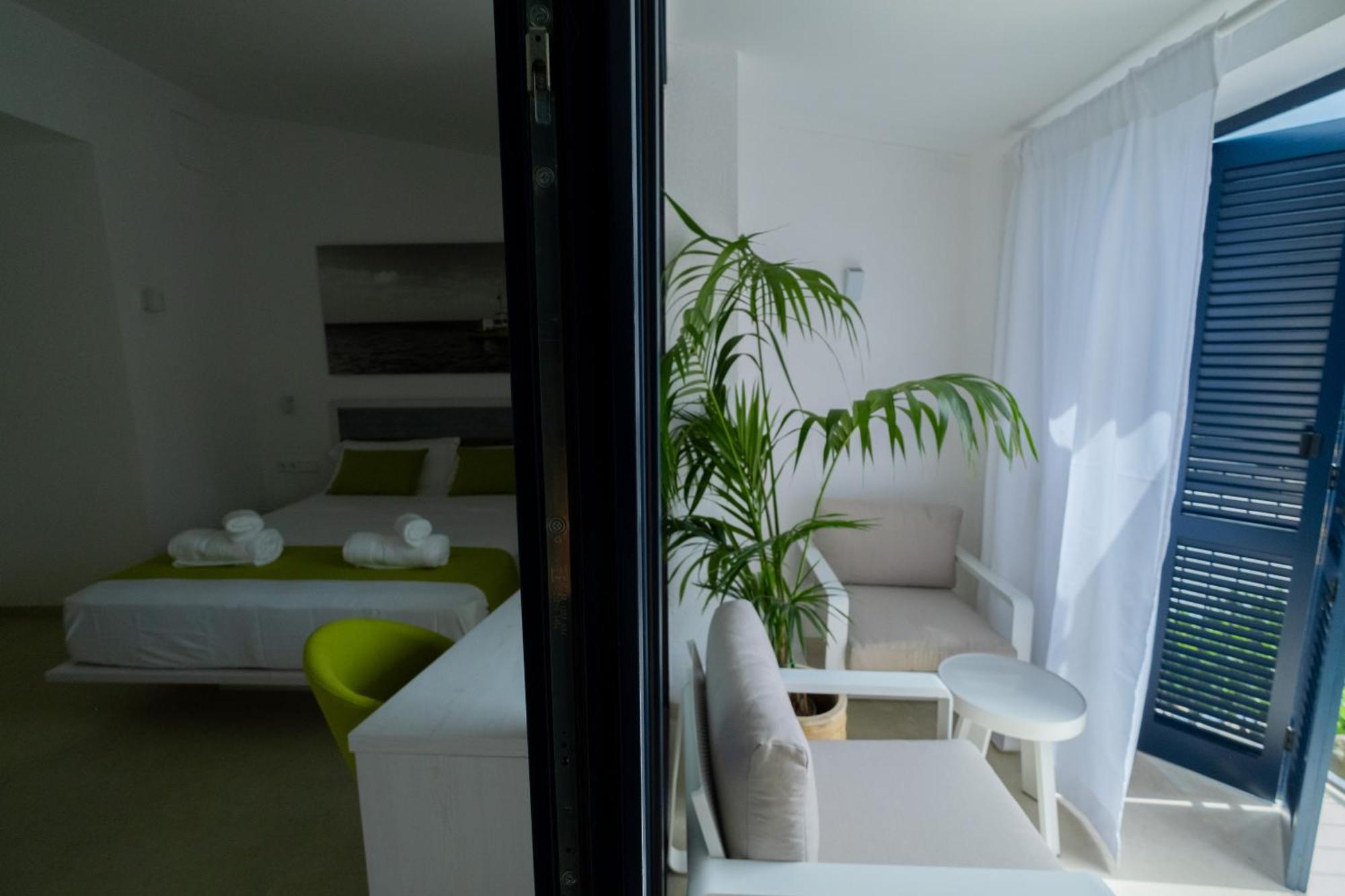 Hotel Boutique Es Blau كاذاكيس المظهر الخارجي الصورة