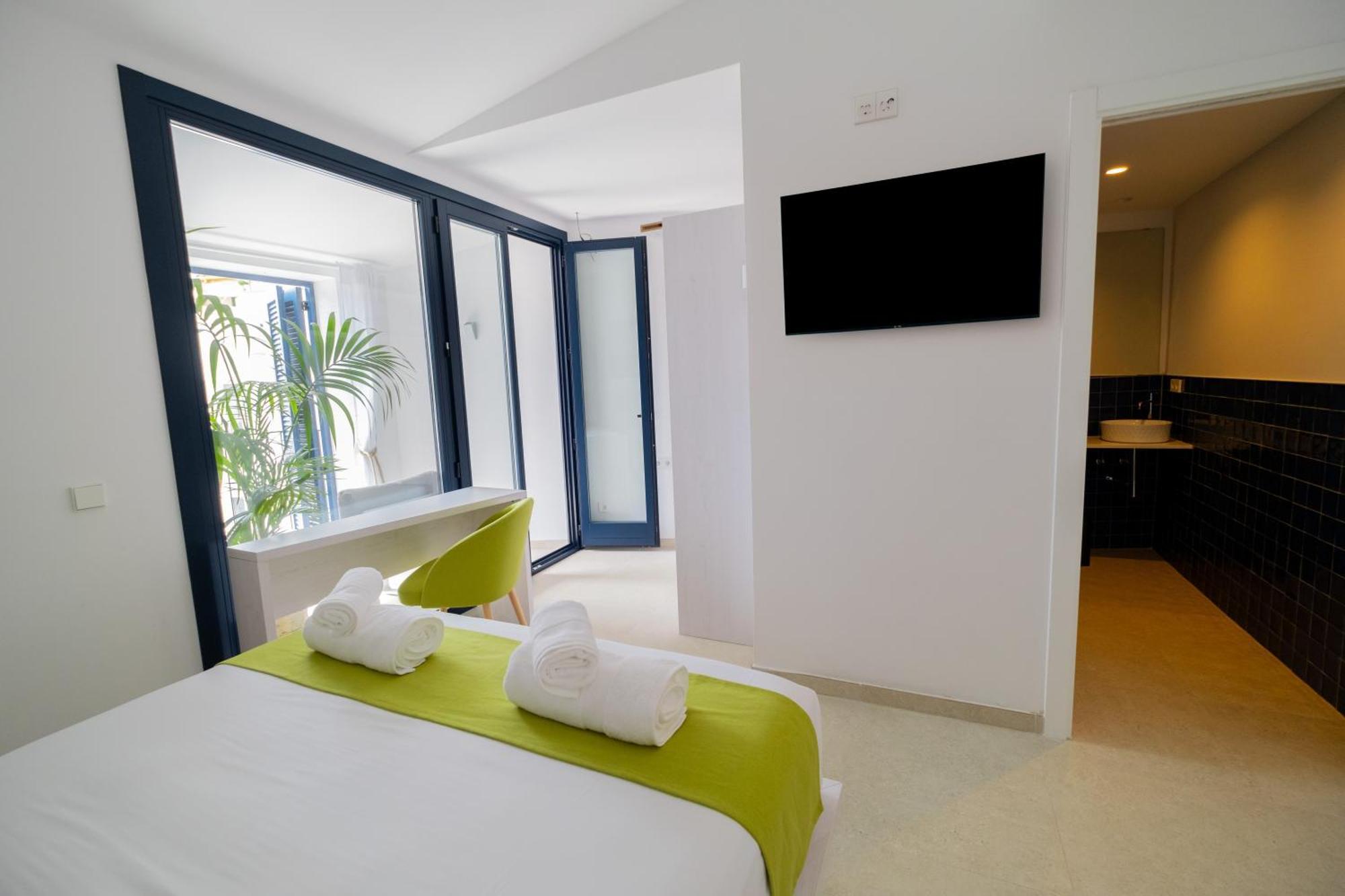 Hotel Boutique Es Blau كاذاكيس المظهر الخارجي الصورة