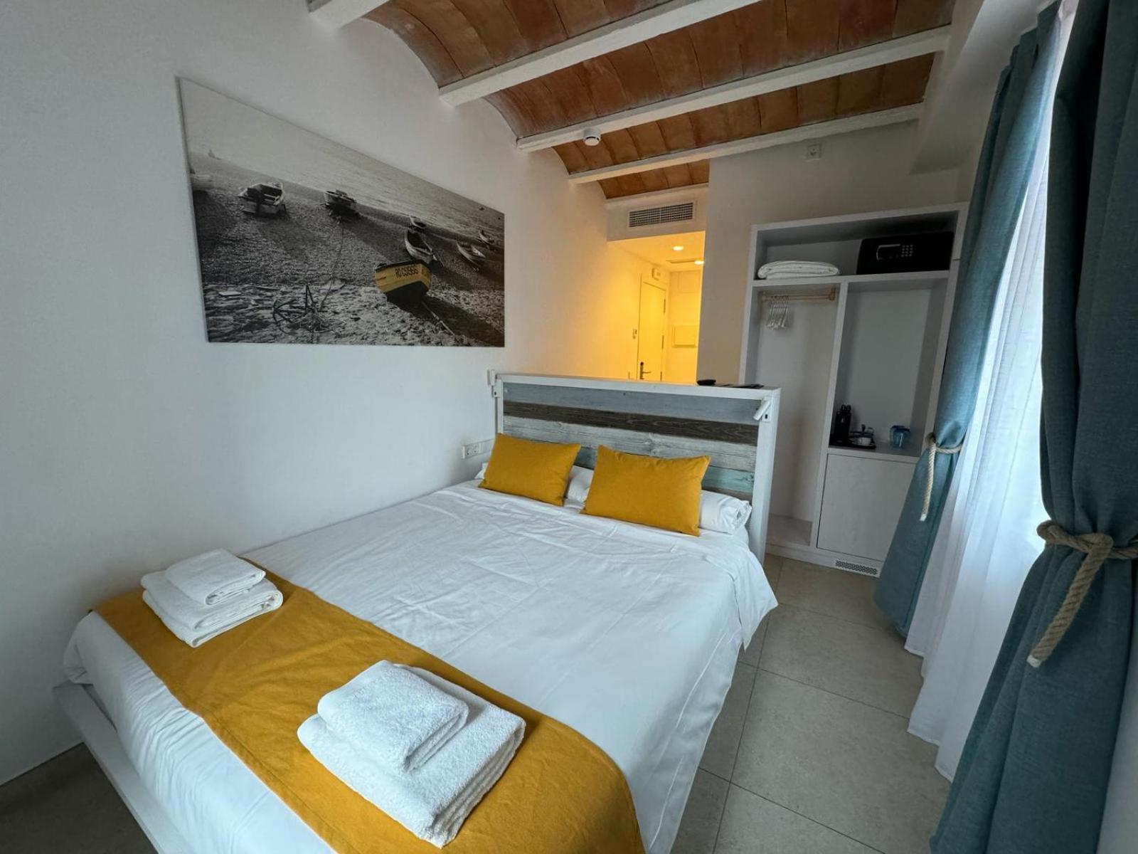 Hotel Boutique Es Blau كاذاكيس المظهر الخارجي الصورة